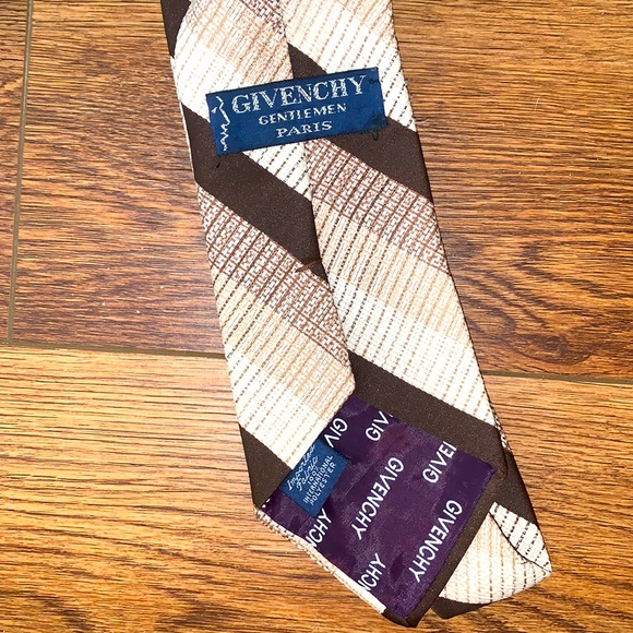 Givenchy Gentlemen Vintage Striped Tie - Picture 3 of 5